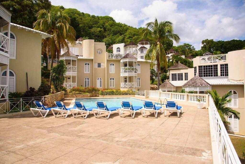 Czar'S Citadel-2 Bedroom Apt 23E At Columbus Heights Ocho Rios Exterior foto